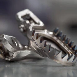 Scar Racing Titanium Anti Mud Footpegs Fits Honda -Motorcycle Parts Store SC S2516AM 2
